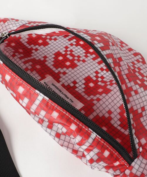 FABRICK（ファブリック）の「FABRICK【SPACE INVADERS】WAIST BAG（ボディバッグ/ウエストポーチ・メンズ・その他・FREE）」の4枚目の写真