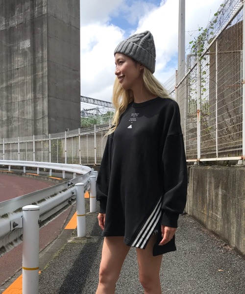 adidas（アディダス）の「adidas ビッグシルエット スウェット