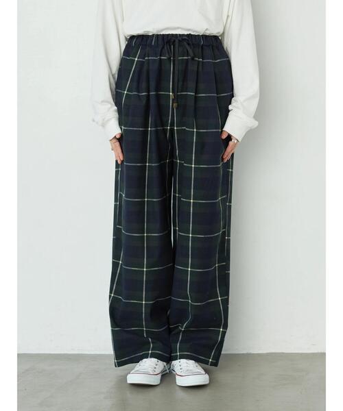 AMERICAN HOLIC(アメリカンホリック)の「ドロストイージーイドパンツ *(その他パンツ・レディース・その他12/ストライプ/その他5・M/L)」の2枚目の写真