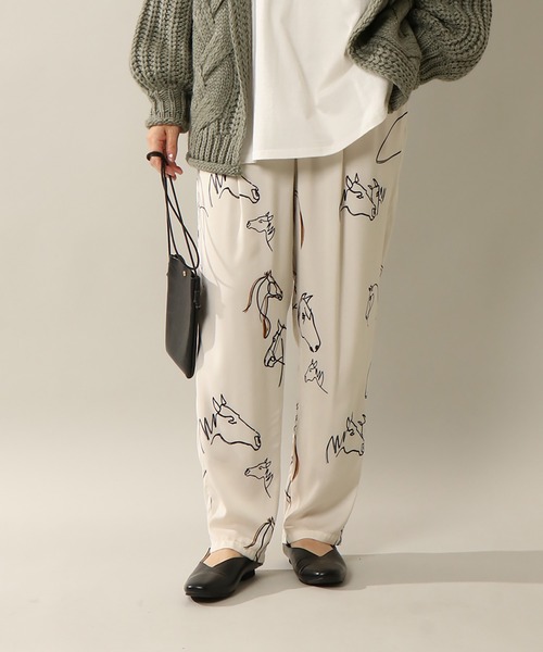 notch.（ノッチ）の「馬柄テーパードパンツ（その他パンツ）」 - WEAR