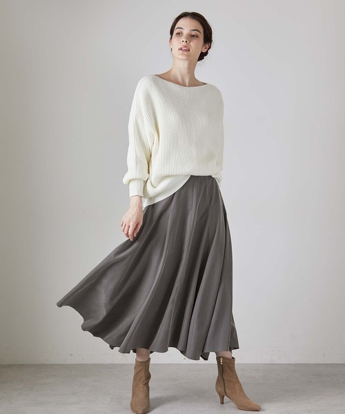 OUVRAGE CLASSE（ウヴラージュクラス）の「ボートネックアゼプル