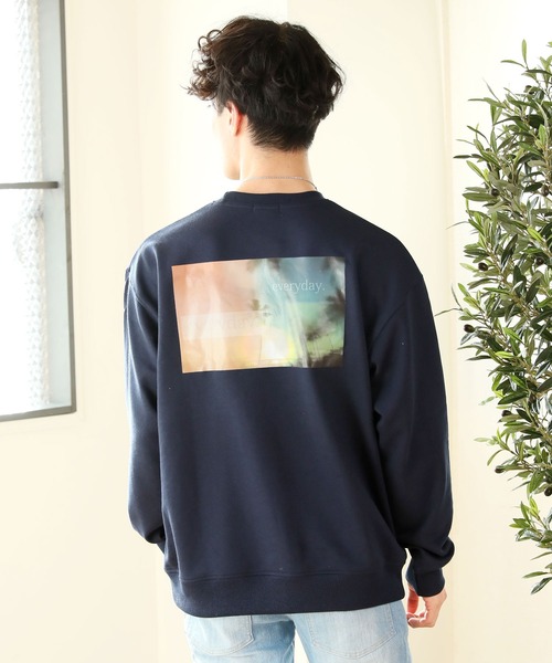 TopIsm(トップイズム)の「ワイドシルエット バックプリント スウェット(Tシャツ/カットソー・メンズ・ブラック/パープル/ネイビー/グレー/ベージュ系その他/ベージュ・M/L)」の5枚目の写真