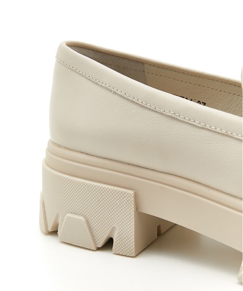 STACCATO（スタッカート）の「プレッピーアンティークチェーンシューズ