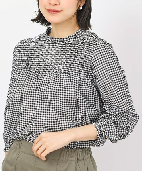 rps(アールピーエス)の「テンセル綿麻長袖スモッキングブラウス(シャツ/ブラウス・レディース・オフホワイト/ブルー/グレイッシュベージュ/チェック・M/フリー)」の4枚目の写真