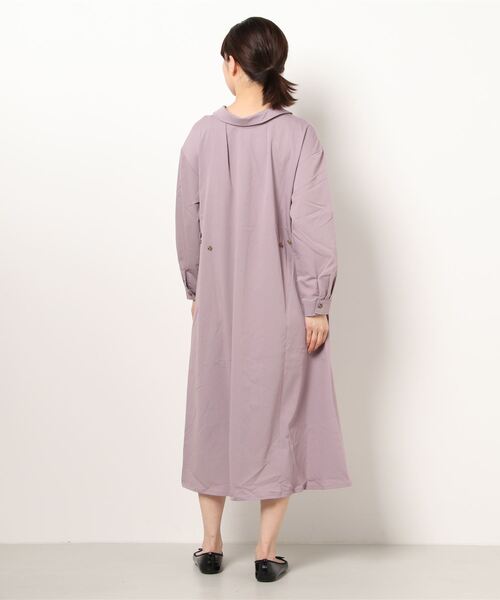 KOBE LETTUCE（コウベレタス）の「撥水＋撥油加工抜き衿デザインシャツワンピース（マタニティウェア/グッズ・レディース・オフホワイト/ブラック/ベージュ/パープル系その他・FREE）」の6枚目の写真