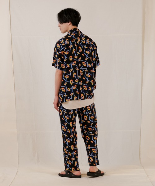 Iroquois（イロコイ）の「NEON LEOPARD H/S SH（シャツ/ブラウス