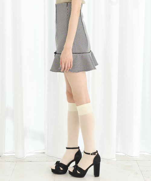 TITTY&CO.（ティティーアンドコー）の「ヘムフレアパイピングミニスカート（スカート・レディース・ライトグリーン/マルチ/グレー・SMALL/MEDIUM）」の13枚目の写真