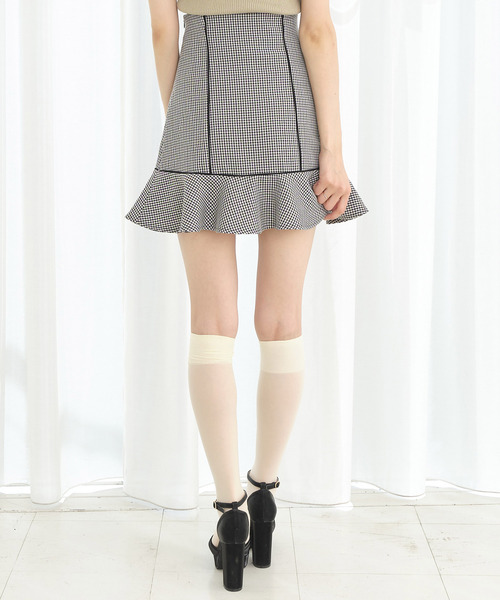 TITTY&CO.（ティティーアンドコー）の「ヘムフレアパイピングミニスカート（スカート・レディース・ライトグリーン/マルチ/グレー・SMALL/MEDIUM）」の14枚目の写真
