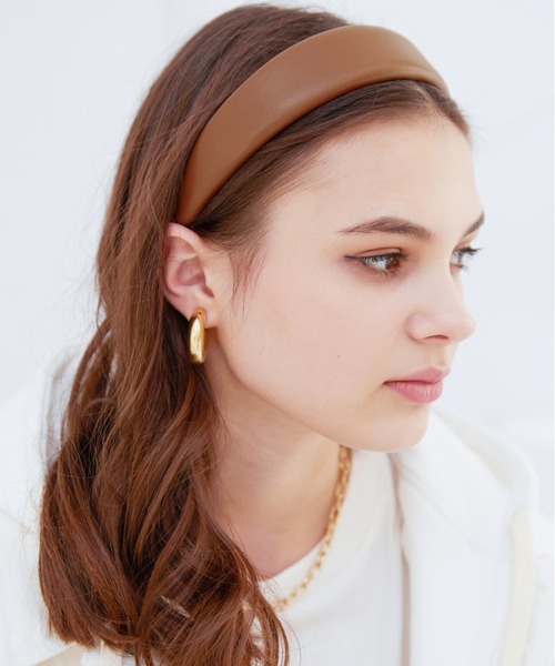 ALEXIA STAM（アリシアスタン）の「Wide Hair Band/ワイドヘアーバンド（カチューシャ・レディース・ブラック/ブラウン/グレイッシュベージュ・FREE）」の3枚目の写真