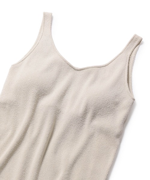 ROPE'(ロペ)の「リブニットカップ付きキャミソール(タンクトップ・レディース・ホワイト/ベージュ/ブルー・38)」の2枚目の写真