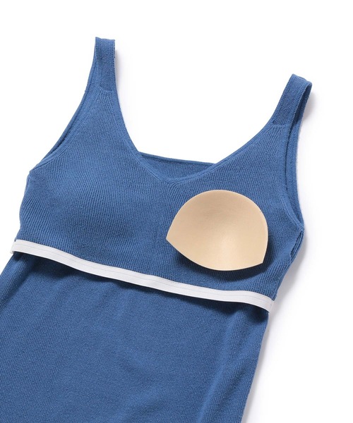 ROPE'(ロペ)の「リブニットカップ付きキャミソール(タンクトップ・レディース・ホワイト/ベージュ/ブルー・38)」の4枚目の写真