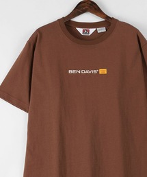 BEN DAVIS（ベンデイビス）の「【BEN DAVIS/ベンデイビス】ブランドバナープリント ブランドロゴ バックプリント Tシャツ（Tシャツ/カットソー・メンズ）」