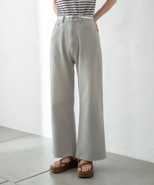 mystic（ミスティック）の「カットオフワイドフレアパンツ（デニムパンツ・レディース・ブルー/スカイブルー/ブルー系その他/ブラック/グレー・0/1/2）」の14枚目の写真