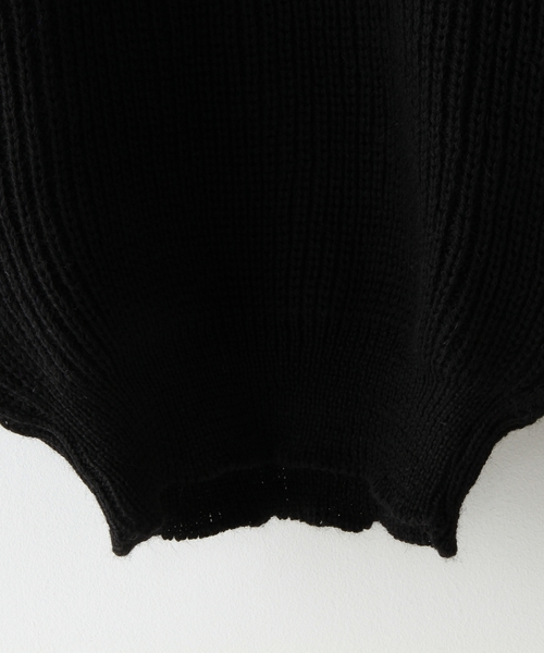 BEAUTY&YOUTH UNITED ARROWS(ビューティーアンドユースユナイテッドアローズ)の「<Oldderby Knitwear> CHUNKY RIB CREW/ニット§(ニット/セーター・メンズ・ブラック/ダークグレー/ロイヤルブルー・SMALL/MEDIUM/LARGE)」の7枚目の写真