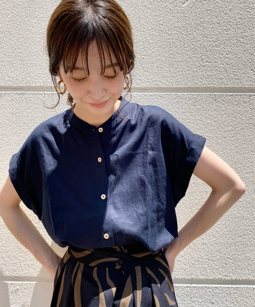 Simplicite（サンプリシテ）の「麻レーヨンバンドカラーブラウス◆（シャツ/ブラウス・レディース・ホワイト/ベージュ/ネイビー/オレンジ・FREE）」の4枚目の写真