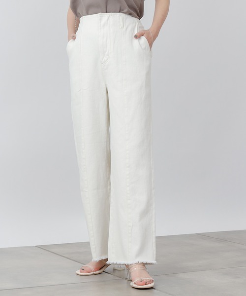 COLONY 2139（コロニートゥーワンスリーナイン）の「裾フリンジセンターシームデニムパンツ（その他パンツ・レディース・ブラック/オフホワイト/ブルー・LARGE/SMALL/MEDIUM）」の4枚目の写真