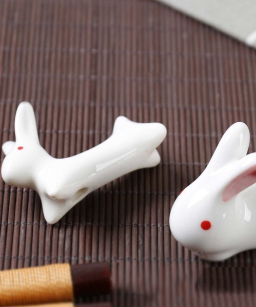 yururira（ユルリラ）の「陶器製アニマル箸置き 17タイプ（カトラリー・レディース・H/P/C/K/B/J/F/N/E/M/D/L/G/O/A/I/Q・FREE）」の21枚目の写真