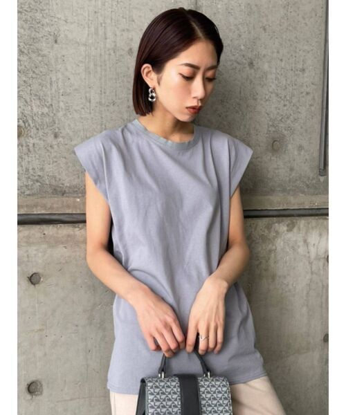 EMODA(エモダ)の「ボクシーロングトップ(Tシャツ/カットソー・レディース・ホワイト/ブルー/ブラック・FREE)」の3枚目の写真