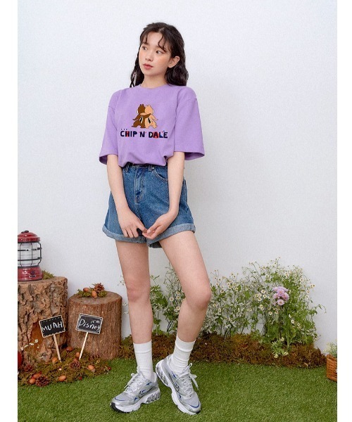 muahmuah（ムーアムーア）の「『muah muah/ムーアムーア×DISNEY/ディズニー』Chip and Dale Playmate T-shirt/チップ＆デール プレイメイト 半袖Tシャツ（Tシャツ/カットソー・レディース・イエロー/ホワイト/ブラック/パープル/ピンク・FREE）」の13枚目の写真