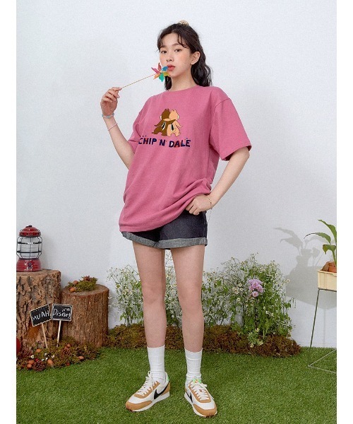 muahmuah（ムーアムーア）の「『muah muah/ムーアムーア×DISNEY/ディズニー』Chip and Dale Playmate T-shirt/チップ＆デール プレイメイト 半袖Tシャツ（Tシャツ/カットソー・レディース・イエロー/ホワイト/ブラック/パープル/ピンク・FREE）」の18枚目の写真