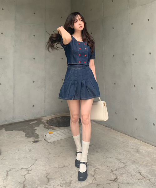 titty＆Co. PETIT by poyo（ティティーアンドコープティバイポヨ）の「【ファッションインフルエンサーPOYO×titty&Co.PETIT 】デニムプリーツスカパン（デニムスカート・レディース・インディゴブルー・SMALL/MEDIUM）」の5枚目の写真