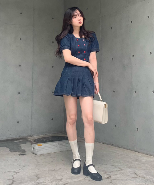 titty＆Co. PETIT by poyo（ティティーアンドコープティバイポヨ）の「【ファッションインフルエンサーPOYO×titty&Co.PETIT 】デニムプリーツスカパン（デニムスカート・レディース・インディゴブルー・SMALL/MEDIUM）」の7枚目の写真