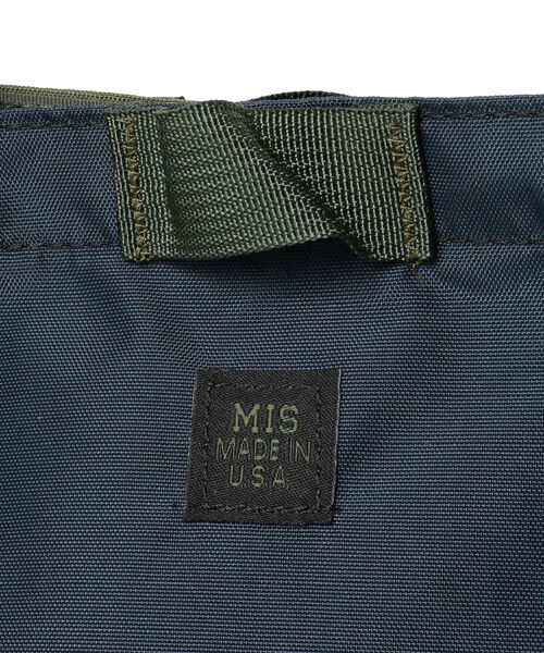 B:MING by BEAMS(ビーミングバイビームス)の「MIS × B:MING by BEAMS / 別注 2WAY TOTEBAG(ショルダーバッグ・メンズ・ブルー系その他/ベージュ系その他/グリーン系その他・ONE SIZE)」の6枚目の写真