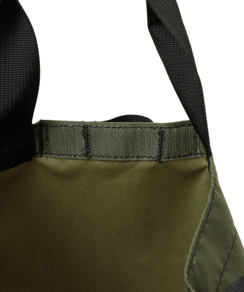 B:MING by BEAMS(ビーミングバイビームス)の「MIS × B:MING by BEAMS / 別注 2WAY TOTEBAG(ショルダーバッグ・メンズ・ブルー系その他/ベージュ系その他/グリーン系その他・ONE SIZE)」の10枚目の写真