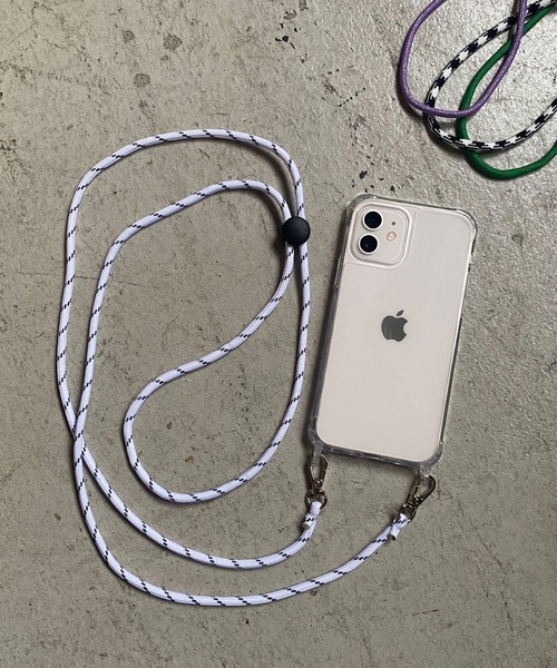 SPINNS（スピンズ）の「【選べるスマホショルダー】ストラップホール付き クリアスマホケース（スマホケース/カバー・レディース・クリア・iPhone 11/XR/iPhone 12/iPhone 7/8/SE(第2/第3世代)/iPhone 11 Pro Max/iPhone 12 Pro Max/iPhone 11 Pro/iPhone 12 mini/iPhone 13/iPhone 13 mini/iPhone 13 Pro Max/iPhone 13 Pro/iPhone 14/iPhone 14 Pro/iPhone 14 Pro Max/iPhone 14 Plus/iPhone 15/iPhone 16）」の17枚目の写真