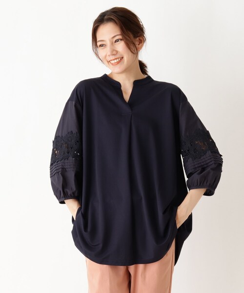 SHOO・LA・RUE(シューラルー)の「◆袖レースチュニックブラウス(シャツ/ブラウス・レディース・カーキ/サンドベージュ/ネイビー・00)」の1枚目の写真