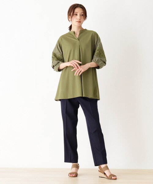 SHOO・LA・RUE(シューラルー)の「◆袖レースチュニックブラウス(シャツ/ブラウス・レディース・カーキ/サンドベージュ/ネイビー・00)」の9枚目の写真