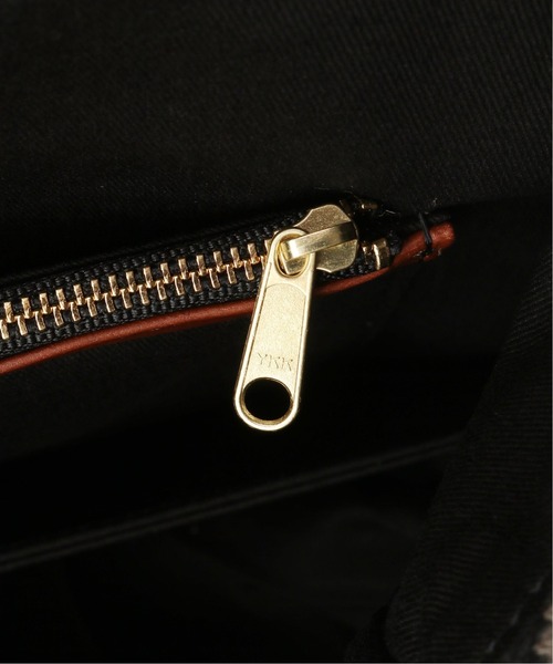 Spick & Span（スピックアンドスパン）の「【MICA DELLA VALLE】 ヘリンボーントート（トートバッグ・レディース・チャコールグレー・FREE）」の15枚目の写真