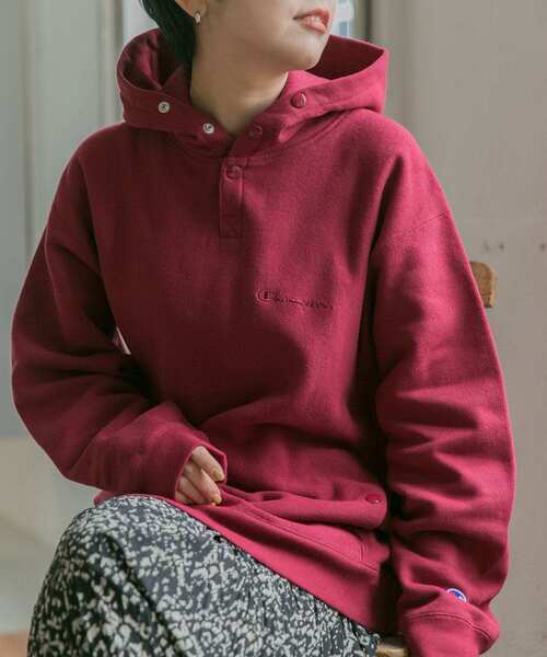 Champion(チャンピオン)の「『一部WEB限定カラー/サイズ』『別注』Champion×DOORS RWフーディ(パーカー・メンズ・グレー/ブルー系その他/ベージュ/バーガンディー/ブラック・MEDIUM/X-LARGE/LARGE)」の5枚目の写真