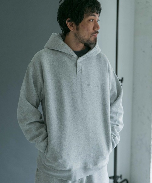 Champion(チャンピオン)の「『一部WEB限定カラー/サイズ』『別注』Champion×DOORS RWフーディ(パーカー・メンズ・グレー/ブルー系その他/ベージュ/バーガンディー/ブラック・MEDIUM/X-LARGE/LARGE)」の22枚目の写真
