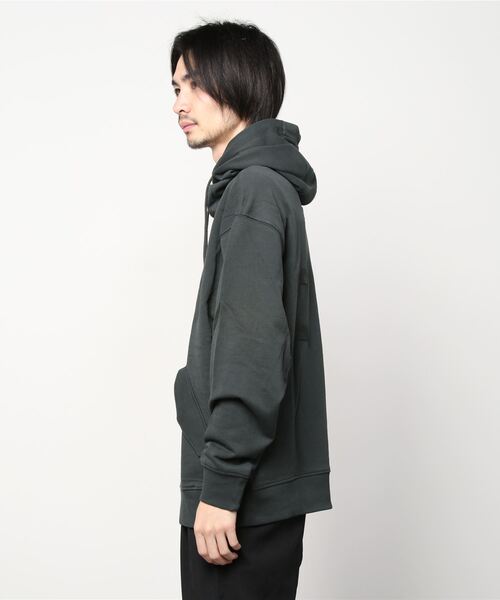 G-STAR（ジースター）の「POCKET DETAIL LOOSE HOODED SWEATER/パーカー（パーカー・メンズ・ダークグレー/グリーン系その他/ダークブルー・SMALL/MEDIUM/X-LARGE/X-SMALL/LARGE）」の20枚目の写真