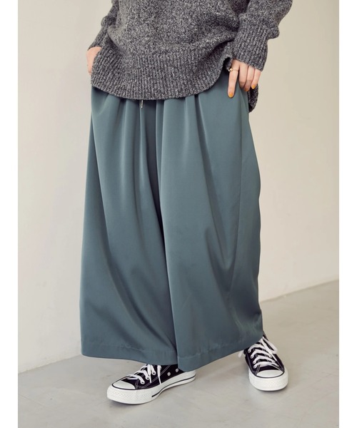 Editt by YECCA VECCA(エディットバイイェッカヴェッカ)の「タックワイドパンツ*(その他パンツ・レディース・ベージュ/ブラック/グリーン・FREE)」の4枚目の写真