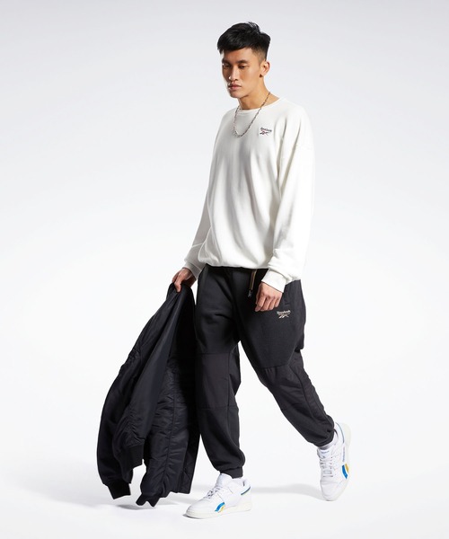 Reebok（リーボック）の「クラシックス キャンピング ポーラ フリース パンツ / Classics Camping Polar Fleece Pants（スウェットパンツ・メンズ・ブラック×ブラック/アーミー・LARGE/MEDIUM/X-LARGE/SMALL/XXX-LARGE/XX-LARGE/X-SMALL）」の8枚目の写真