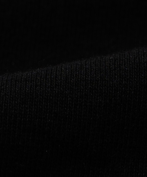 FCMM（エフシーエムエム）の「OBLIQUE GLAMPING SWEATSHIRT/オブリークグランピングスウェットシャツ（スウェット・メンズ・グレー/オリーブ/オートミール/マスタード/ダークベージュ/ブラック/ブルー系その他/ベージュ系その他/パープル/シルバーグレー・X-LARGE/LARGE/MEDIUM）」の19枚目の写真