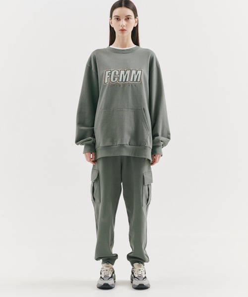 ★韓国の人気★【FCMM】★OBLIQUE GLAMPING SWEATSHIR.T★ セール】OBLIQUE GLAMPING SWEATSHIRT/オブリークグランピング