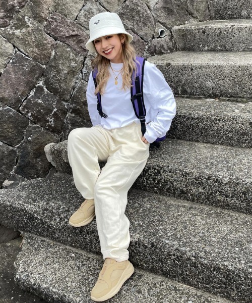 ROXY（ロキシー）の「【直営店限定アイテム】WILL/ロキシーMINIコラボスニーカー（スニーカー・レディース・ピンク/ベージュ/ブラック・23cm/24cm/25cm）」の2枚目の写真