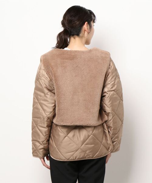 ehka sopo（エヘカソポ）の「ボアベスト付キルトジャケット（ノーカラージャケット・レディース・ベージュ/グリーン/キナリ・ﾌﾘ-）」の8枚目の写真