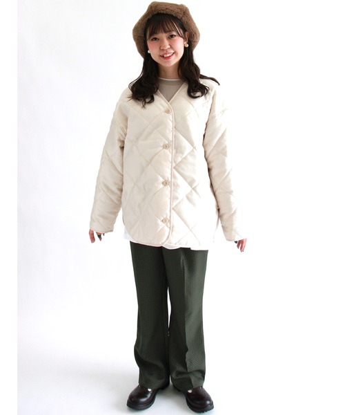 ehka sopo（エヘカソポ）の「ボアベスト付キルトジャケット（ノーカラージャケット・レディース・ベージュ/グリーン/キナリ・ﾌﾘ-）」の10枚目の写真