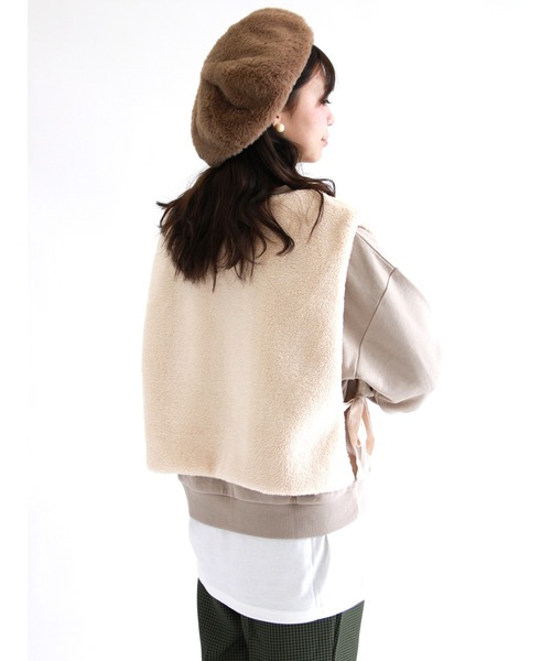 ehka sopo（エヘカソポ）の「ボアベスト付キルトジャケット（ノーカラージャケット・レディース・ベージュ/グリーン/キナリ・ﾌﾘ-）」の13枚目の写真