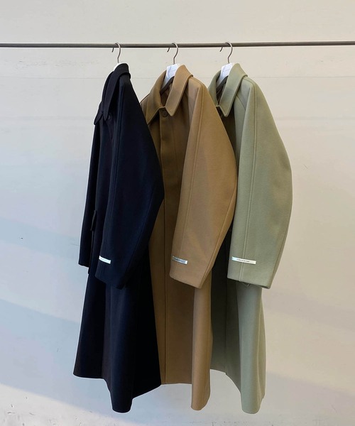 minsobi（ミンソビ）の「overfit raglan long coat　オーバーシルエットラグランロングコート（ステンカラーコート・メンズ・ブラック/ベージュ・FREE）」の3枚目の写真