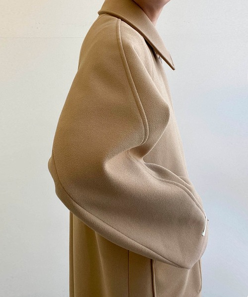 minsobi（ミンソビ）の「overfit raglan long coat　オーバーシルエットラグランロングコート（ステンカラーコート・メンズ・ブラック/ベージュ・FREE）」の11枚目の写真