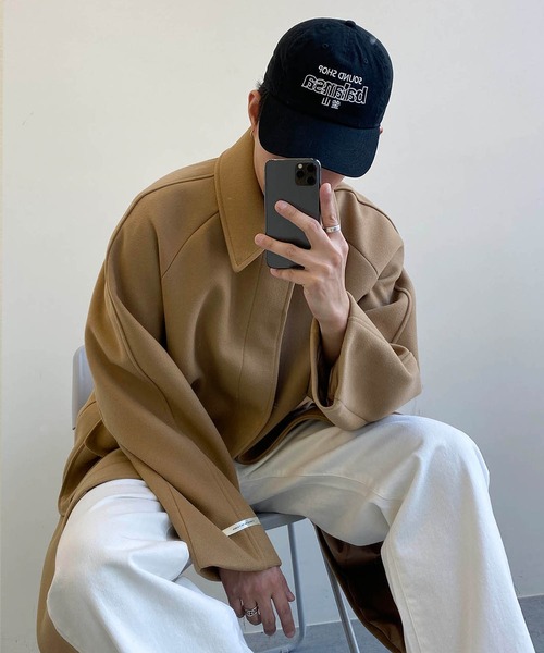 minsobi（ミンソビ）の「overfit raglan long coat　オーバーシルエットラグランロングコート（ステンカラーコート・メンズ・ブラック/ベージュ・FREE）」の6枚目の写真