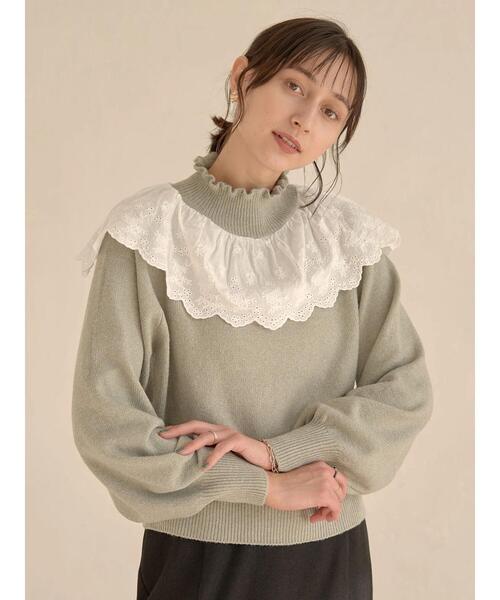 earth music&ecology(アースミュージックアンドエコロジー)の「アイレットフリルドッキングニットプルオーバー*(ニット/セーター・レディース・ライトカーキ/杢グレー/ライトベージュ・FREE)」の7枚目の写真