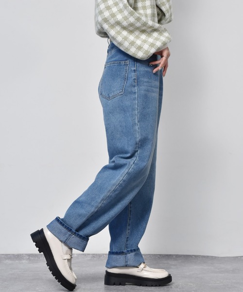 ems excite（エムズエキサイト）の「ストレートデニムパンツ（デニムパンツ・レディース・インディゴブルー/ブルー/ブラック/アイボリー・M/L）」の12枚目の写真
