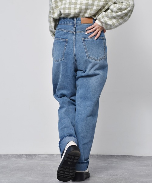 ems excite（エムズエキサイト）の「ストレートデニムパンツ（デニムパンツ・レディース・インディゴブルー/ブルー/ブラック/アイボリー・M/L）」の11枚目の写真