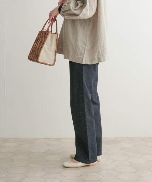 URBAN RESEARCH DOORS（アーバンリサーチドアーズ）の「デニムワイドパンツ（デニムパンツ・レディース・インディゴブルー/ワンウォッシュ・0/2/1）」の9枚目の写真